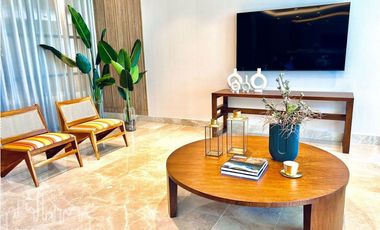 Apartamento turístico con amplio balcón