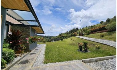 Casa Amoblada en Arriendo en El Retiro sector Pantanillo