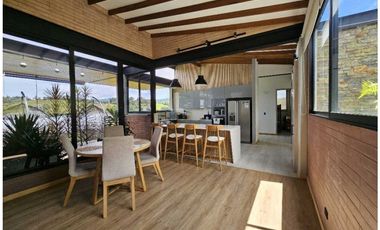 Casa Amoblada en Arriendo en El Retiro sector Pantanillo