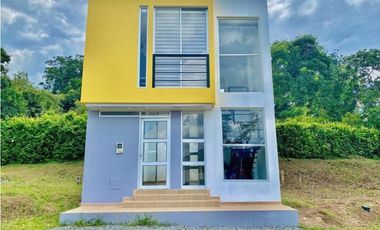 Maat vende Casa conjunto-Villeta 93m2 $450Millones