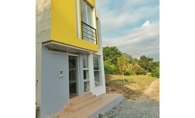 Maat vende Casa conjunto-Villeta 93m2 $450Millones