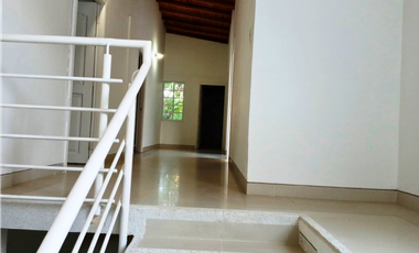 Venta casa Bavaria, conjunto cerrado grande santa marta