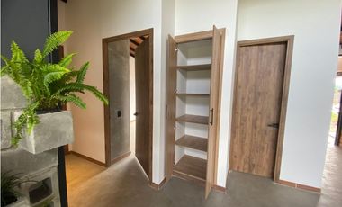 Casa campestre en arriendo sector Vía Pereira (parcelación)