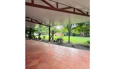 Finca campestre con piscina en venta - El Bolo Palmira Valle Colombia