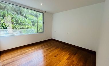 Casa en Arriendo en Envigado sector La Calleja