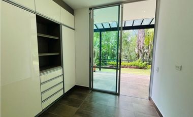 Casa en Arriendo en Envigado sector La Calleja