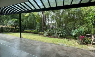 Casa en Arriendo en Envigado sector La Calleja