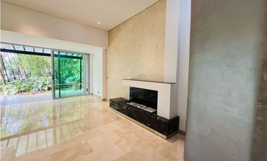 Casa en Arriendo en Envigado sector La Calleja