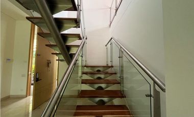 Casa en Arriendo en Envigado sector La Calleja