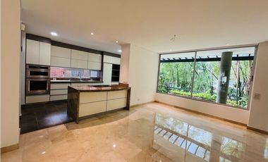 Casa en Arriendo en Envigado sector La Calleja