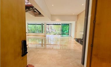 Casa en Arriendo en Envigado sector La Calleja