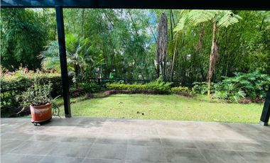 Casa en Arriendo en Envigado sector La Calleja