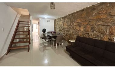 Casa de dos pisos cerca al mar 005