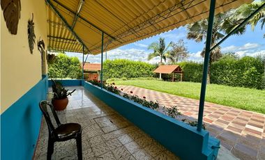 Casa finca amoblada en arriendo sector Vía Murillo