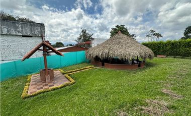 Casa finca amoblada en arriendo sector Vía Murillo