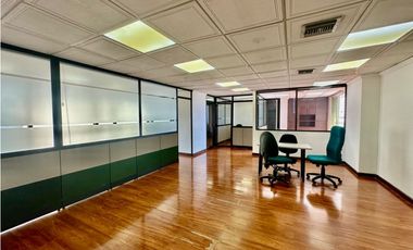 Venta de Oficina en centro empresarial