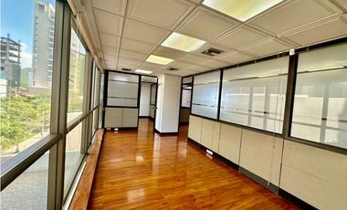 Venta de Oficina en centro empresarial