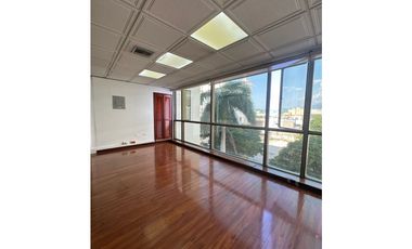 Venta de Oficina en centro empresarial