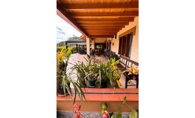 CASA FINCA EN ARRIENDO EL RETIRO ANTIOQUIA, SECTOR FIZEBAD.