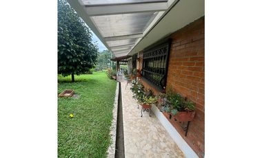 SE RENTA FINCA EN ALTA GRACIA