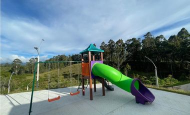 LOTE EN UNIDAD CERRADA - SAN ANTONIO - RIONEGRO