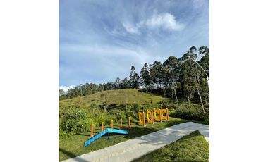 LOTE EN UNIDAD CERRADA - SAN ANTONIO - RIONEGRO