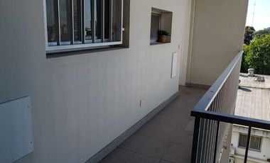 Departamento en Esc.-Centro