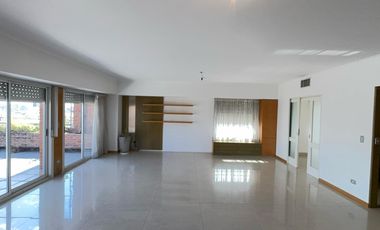 Piso de cuatro dormitorios - Morón Centro