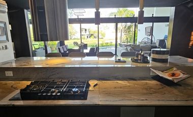 RESIDENCIA AMUEBLADA PRIVADA PUNTA LAGO