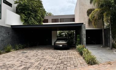 RESIDENCIA AMUEBLADA PRIVADA PUNTA LAGO