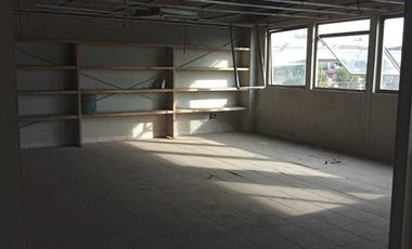 BODEGA A PIE DE CARRETERA SOBRE AUTOPISTA FED. MEX-TEXCOCO