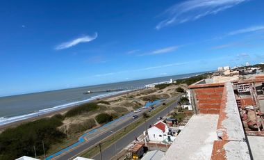 VENTA - DEPARTAMENTO 2 AMBIENTES MAR DE AJO -  FRENTE AL MAR JANO III