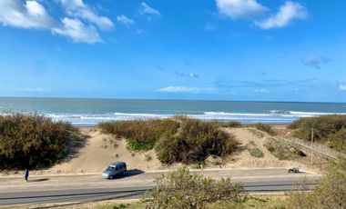 VENTA - DEPARTAMENTO 2 AMBIENTES MAR DE AJO -  FRENTE AL MAR JANO III