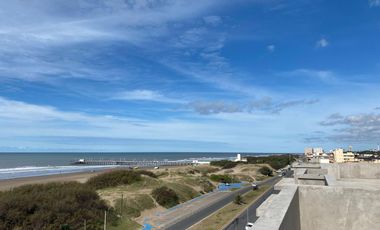 VENTA - DEPARTAMENTO 2 AMBIENTES MAR DE AJO -  FRENTE AL MAR JANO III