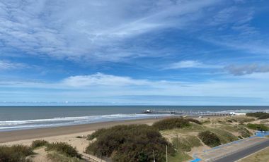 VENTA - DEPARTAMENTO 2 AMBIENTES MAR DE AJO -  FRENTE AL MAR JANO III