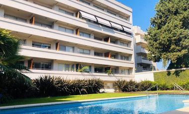 Departamento en  Venta 4 ambientes con cochera