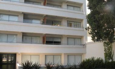 Departamento en  Venta 4 ambientes con cochera