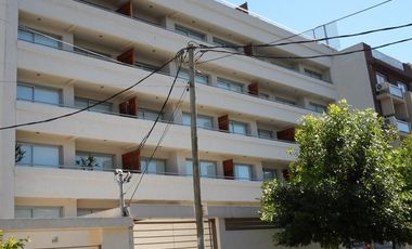 Departamento en  Venta 4 ambientes con cochera