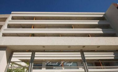 Departamento en  Venta 4 ambientes con cochera