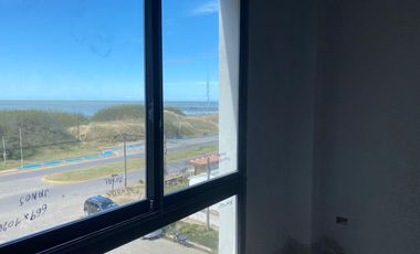 VENTA DEPTO MAR DE AJO FRENTE AL MAR