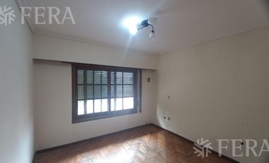 Alquiler de PH 4 ambientes con balcón en Villa Dominico