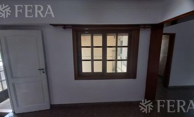 Alquiler de PH 4 ambientes con balcón en Villa Dominico