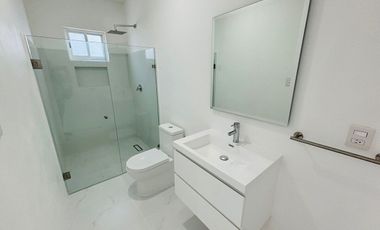 Casa en Venta en Veracruz con 4 Hab. Fracc. Las Palmas, Medellín.