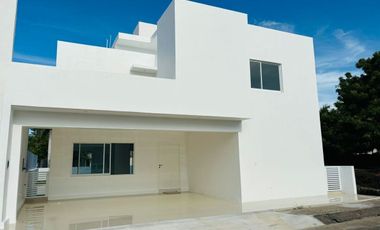 Casa en Venta en Veracruz con 4 Hab. Fracc. Las Palmas, Medellín.