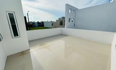 Casa en Venta en Veracruz con 4 Hab. Fracc. Las Palmas, Medellín.