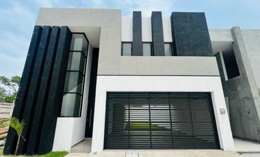 Casa en Venta en Veracruz, Fracc. Lomas del Dorado, Boca del Río, Ver.