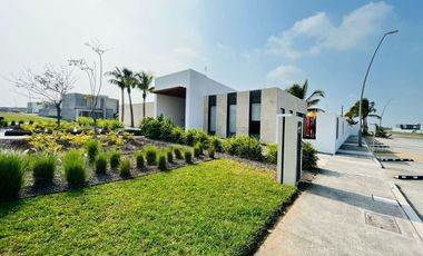 Casa en Venta en Veracruz, Fracc. Lomas del Dorado, Boca del Río, Ver.