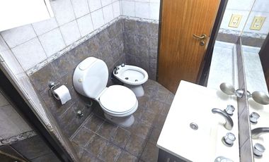 DEPARTAMENTO 2 DORMITORIOS FRENTE AL RIO  CON COCHERA