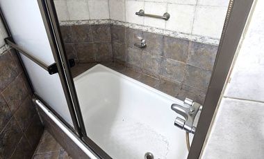 DEPARTAMENTO 2 DORMITORIOS FRENTE AL RIO  CON COCHERA