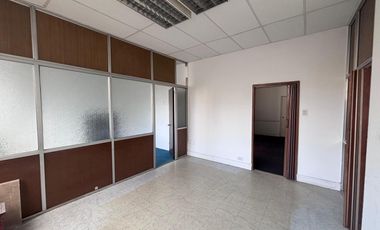 Oficina en Monserrat